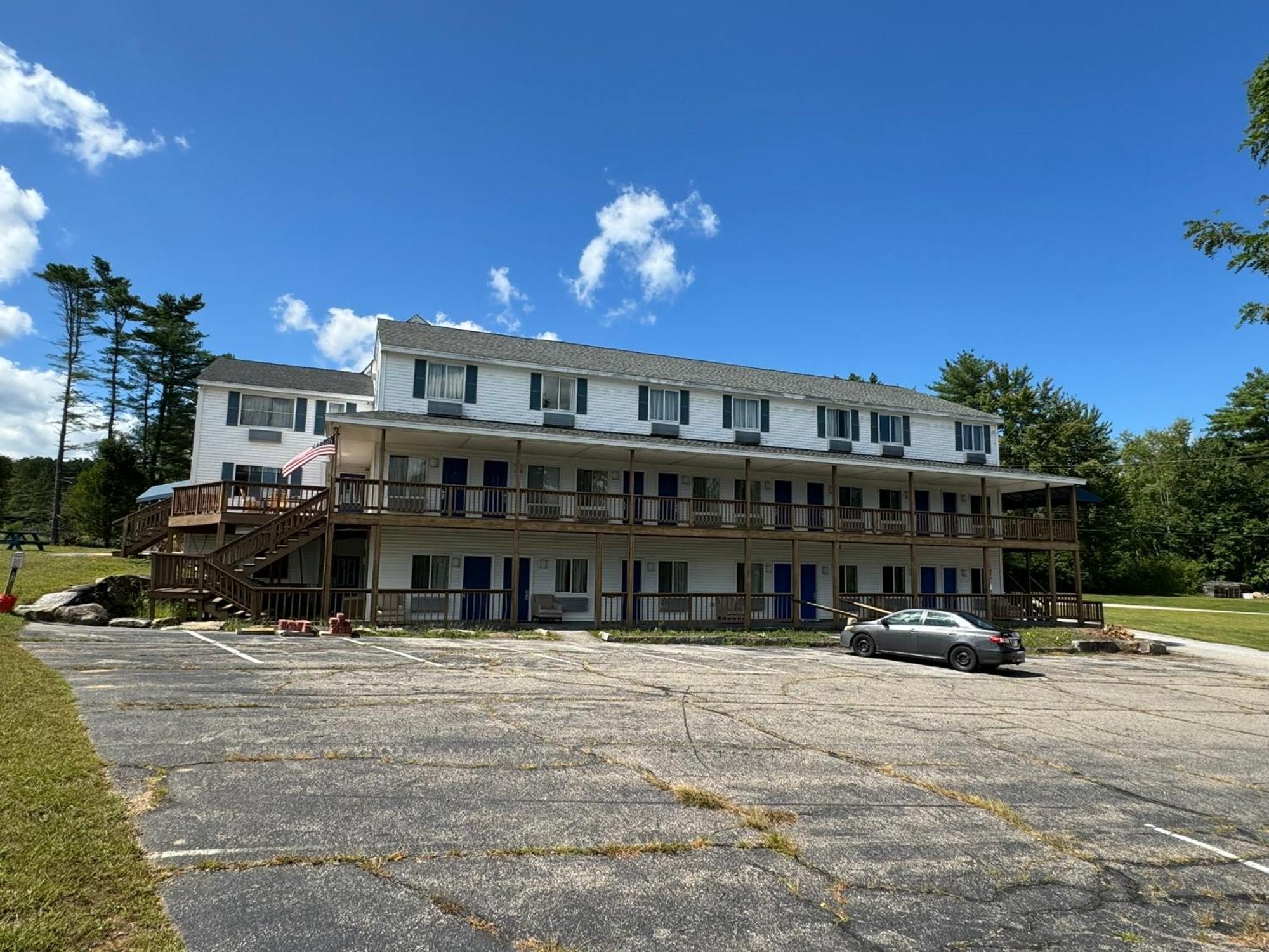 Winnisquam Lake Inn Tilton Eksteriør bilde