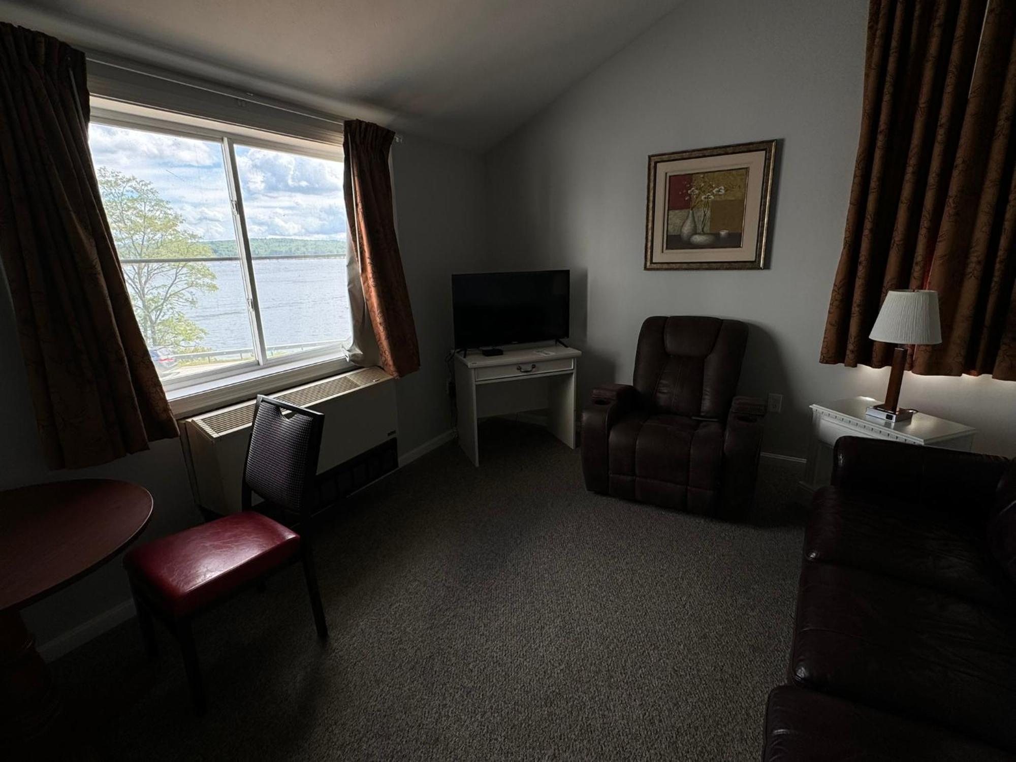 Winnisquam Lake Inn Tilton Eksteriør bilde